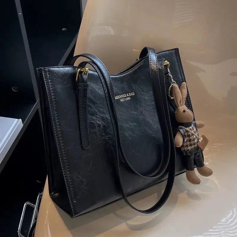 CELINA | TORBA CHARMBUN