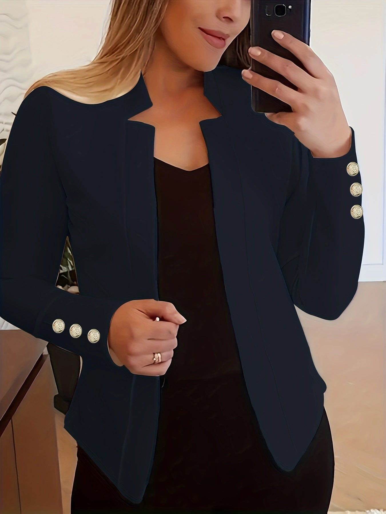 | Marynarka z detalami z guzików