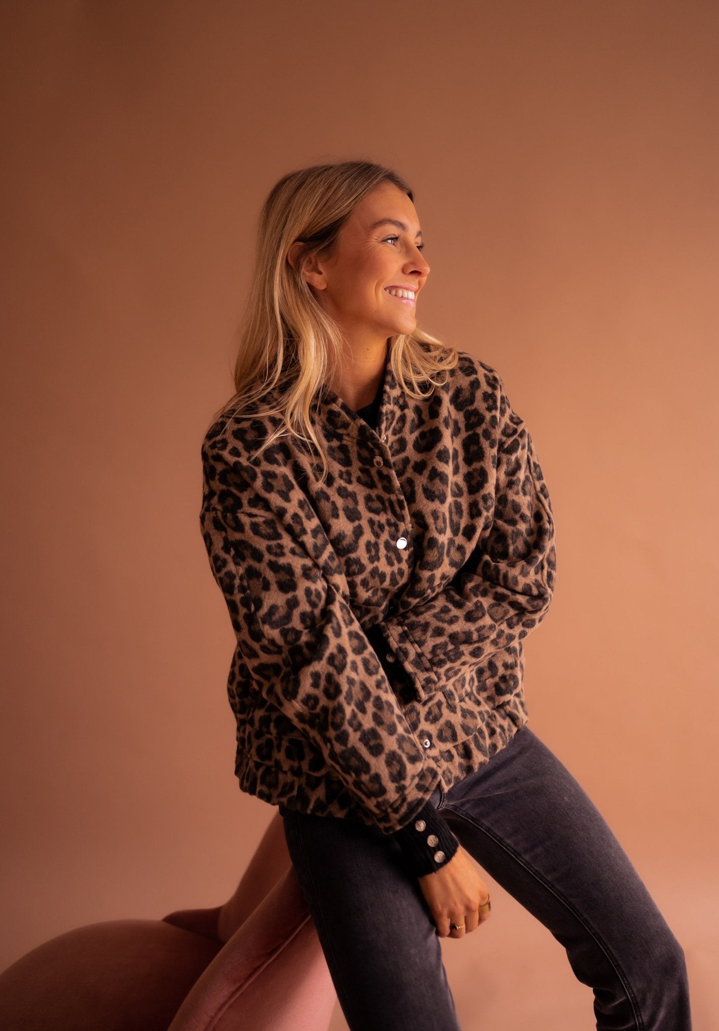 | Modna Kurtka